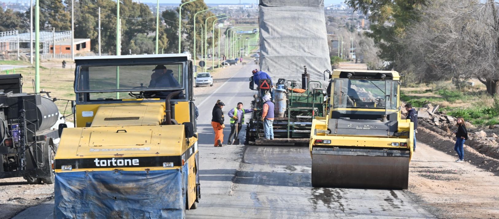 Imagen de la noticia: Culminan los trabajos de reconstrucción de la avenida Juan Manuel de Rosas
