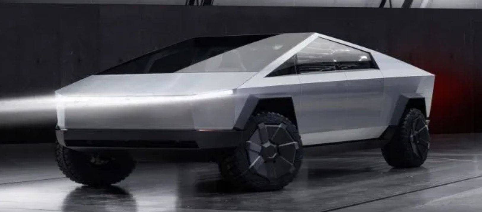 Imagen de la noticia: Los Cybertruck de Tesla ya circulan en nuestro país